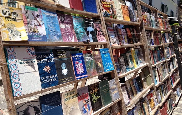 Book market Havana